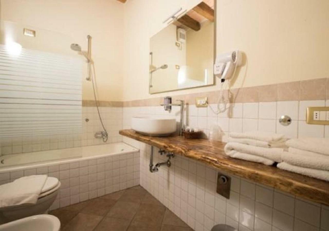 Il Cortiletto Hotel Piacenza Buitenkant foto